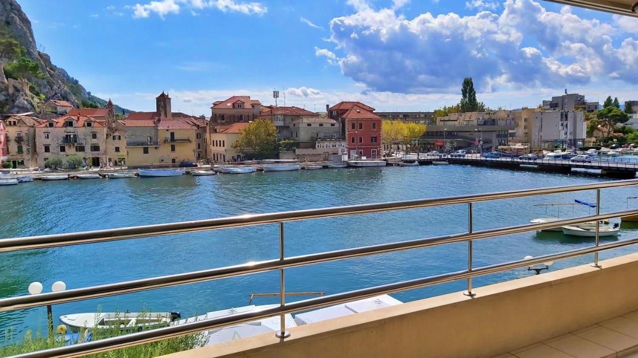 Mitra Zonata Pink Lejlighed Omiš Eksteriør billede