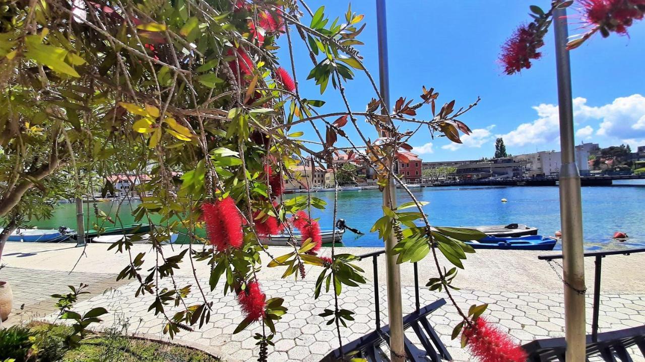 Mitra Zonata Pink Lejlighed Omiš Eksteriør billede